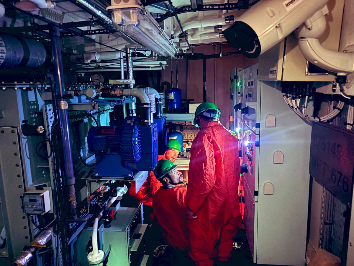 DCFF (Damage Control &amp; Fire Fighting) Exercise onboard P63 💪🏻🥰🇮🇪