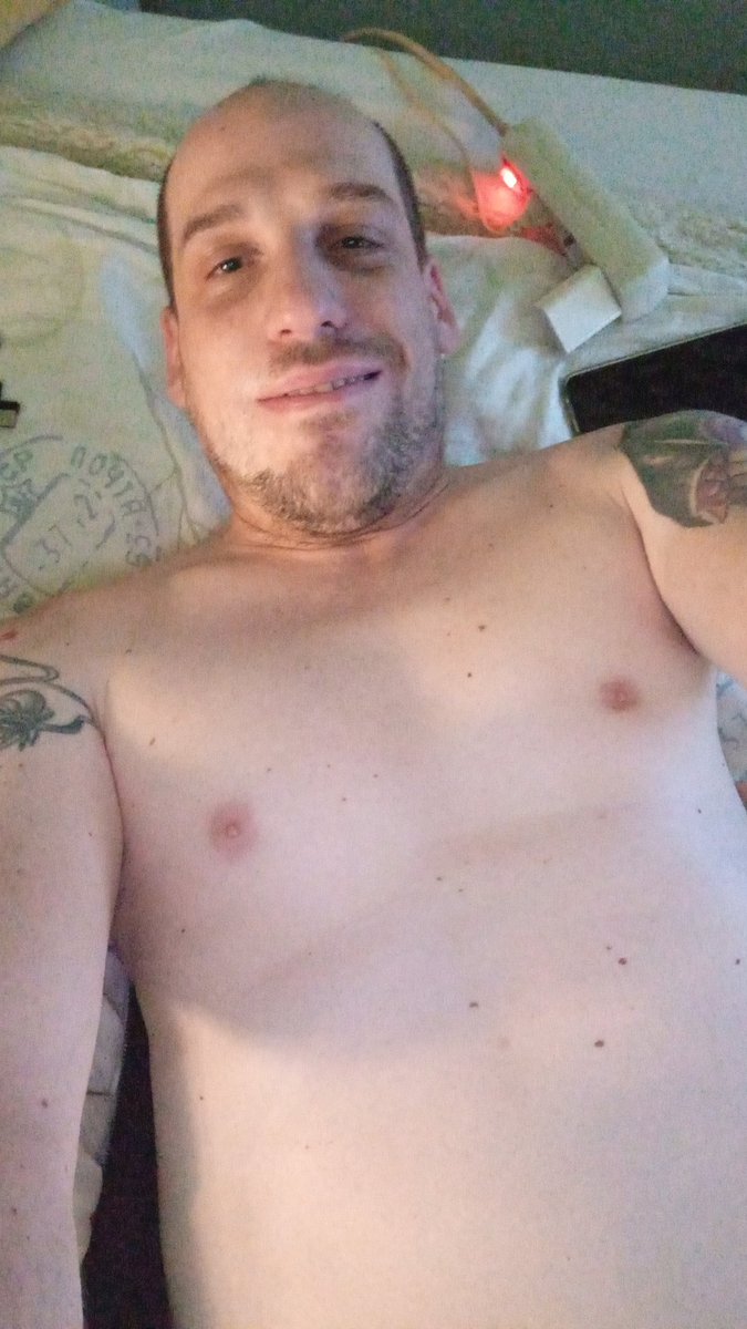 GablerManu's tweet photo. Wer möchte mich kennenlernen ich bin Single und auf der Suche schon lange Zeit interessant kann mich anschreiben ich warte https://t.co/3lqyH1eLCI