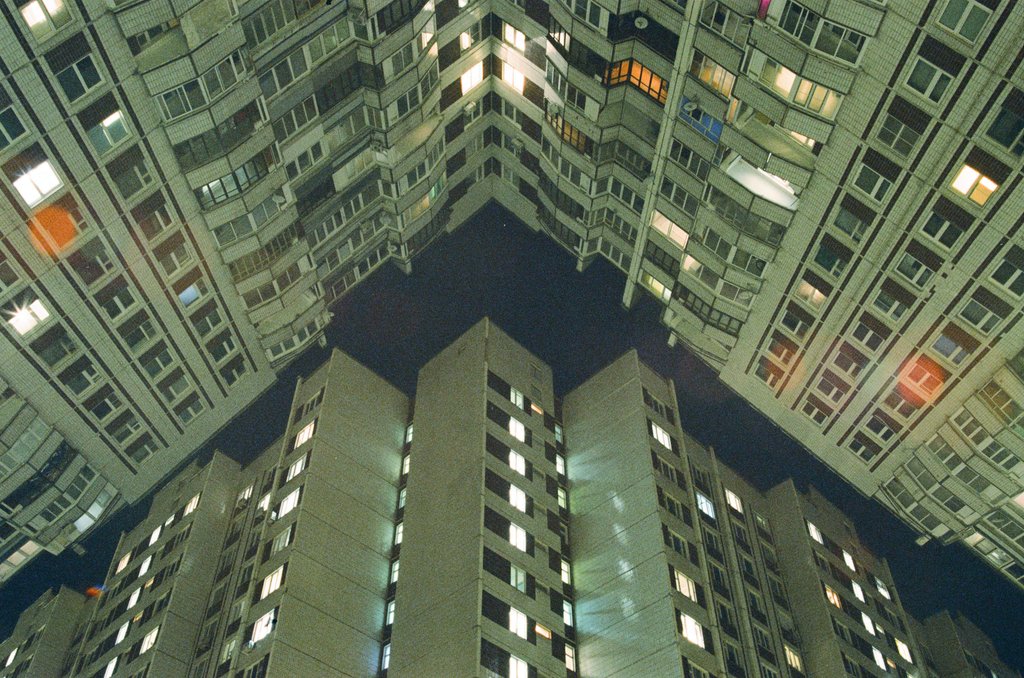 AeroHydroZephyr's tweet image. Nikon F5
Kodak vision3 500T
