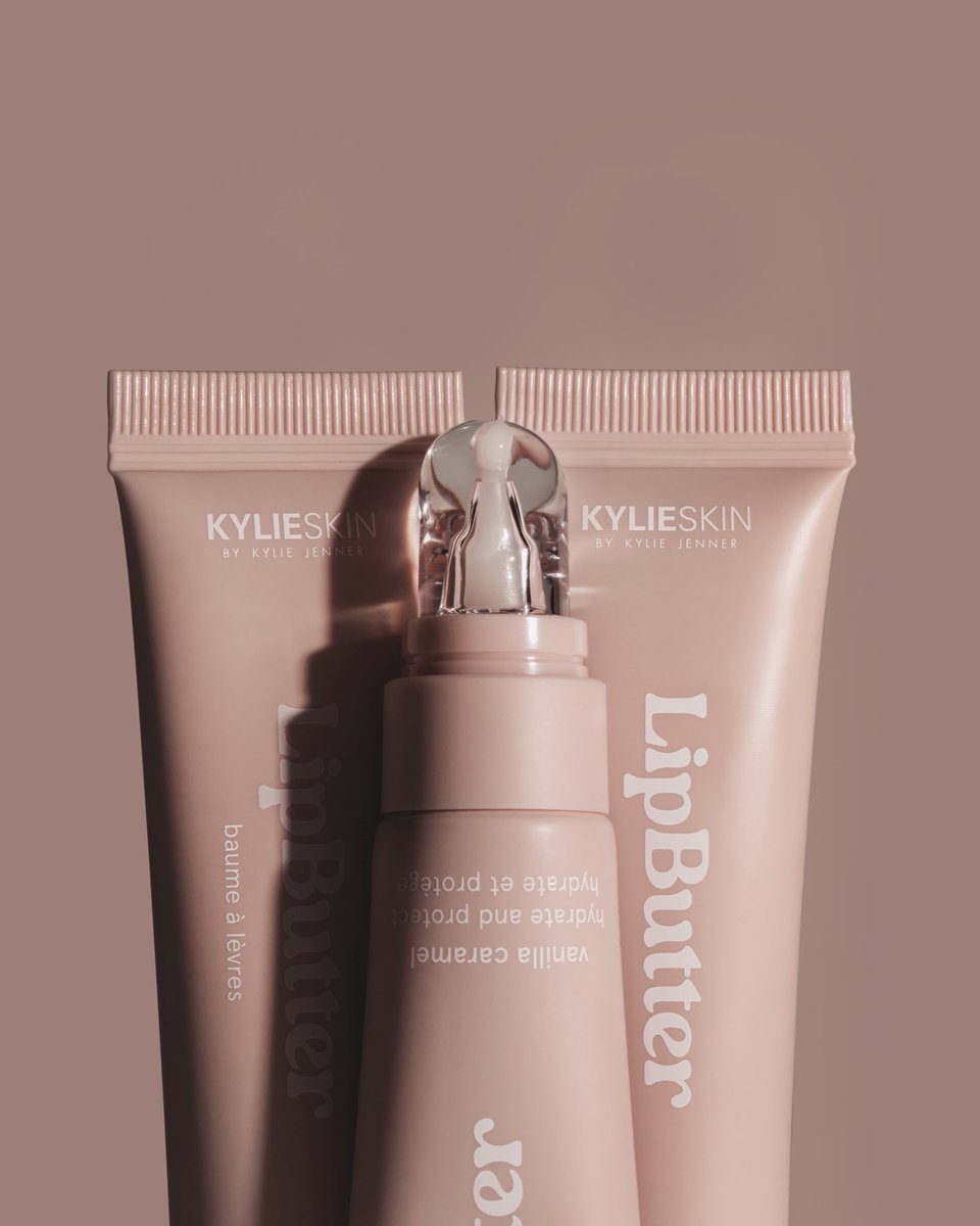 Kylie Skin (@kylieskin) on Twitter photo sweet hydration, all spring long with vanilla caramel lip butter π
shop now at kyliecosmetics.com and <a href="/ultabeauty/">Ulta Beauty</a>! sweet hydration, all spring long with vanilla caramel lip butter π
shop now at kyliecosmetics.com and <a href="/ultabeauty/">Ulta Beauty</a>!