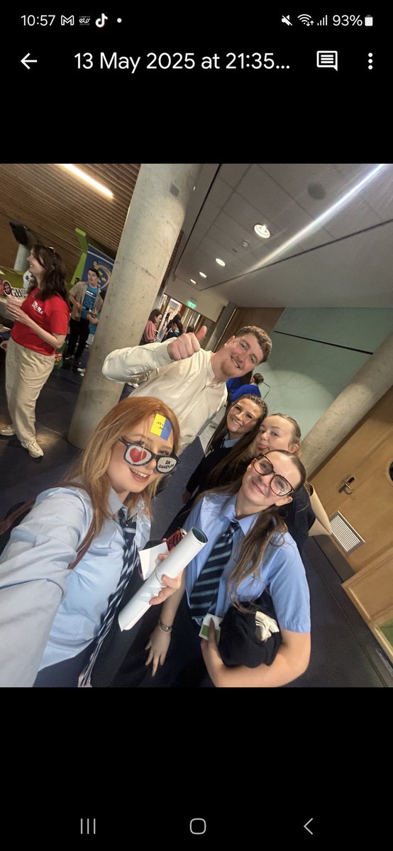 Ardscoil Mhuire (@asm_limerick) on Twitter photo Bhí bronnadh an #Gaelbhratach ar siùl I <a href="/MICLimerick/">Mary Immaculate College (MIC)</a> an tseachtain seo. Rinne an Coiste obair den scoth i rith na bliana agus ghlac Erin agus Jodie an bhrat ar son an gCoiste. Comhghairdeas libh cailíní! Bhí bronnadh an #Gaelbhratach ar siùl I <a href="/MICLimerick/">Mary Immaculate College (MIC)</a> an tseachtain seo. Rinne an Coiste obair den scoth i rith na bliana agus ghlac Erin agus Jodie an bhrat ar son an gCoiste. Comhghairdeas libh cailíní!