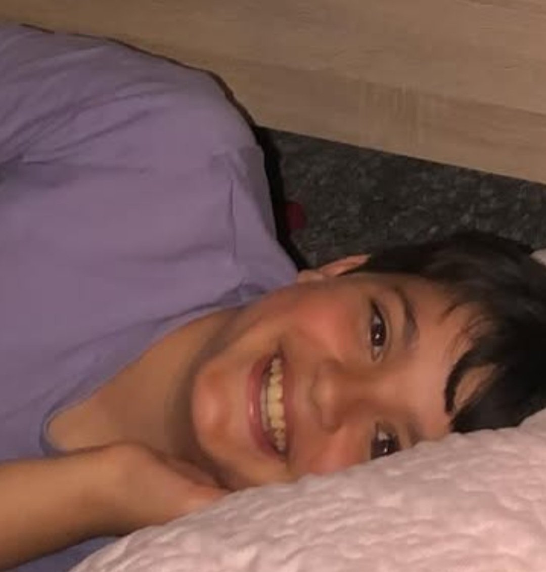 Ahmet'in konusundan önce o kadar şeye sustuk o kadar şeye karşı duyarsız kaldık ki gemi azıyı alınca dank etti kafaya bazı şeyler. Evet biz çok suçluyuz olan her şey aslında bizim suçumuz biz sustuk bizim yüzümüzden oldu hepsi özür dileriz #MattiaAhmetMinguzzi ve çocuklarımız..