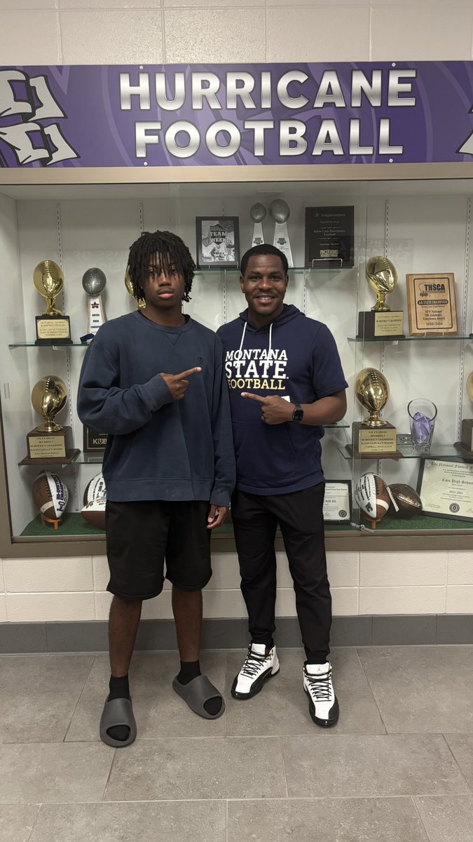 Anthony “AJ” Craft (@canthjr) on Twitter photo #AGTG After a great conversation with <a href="/CoachBSheph/">Coach Shep</a> I am extremely blessed to receive an offer from Montana State University <a href="/MSUBobcats_FB/">Montana State Football</a>
<a href="/KLEINCAINFB/">Klein Cain Football</a> <a href="/COACHJCLANCY/">James Clancy</a> <a href="/CoachMConrad/">Michael Conrad</a> #AGTG After a great conversation with <a href="/CoachBSheph/">Coach Shep</a> I am extremely blessed to receive an offer from Montana State University <a href="/MSUBobcats_FB/">Montana State Football</a>
<a href="/KLEINCAINFB/">Klein Cain Football</a> <a href="/COACHJCLANCY/">James Clancy</a> <a href="/CoachMConrad/">Michael Conrad</a>
