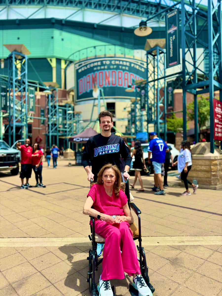 karlxmandik's tweet photo. 🏟️⚾️🏟️ https://t.co/ErQZKumtZb