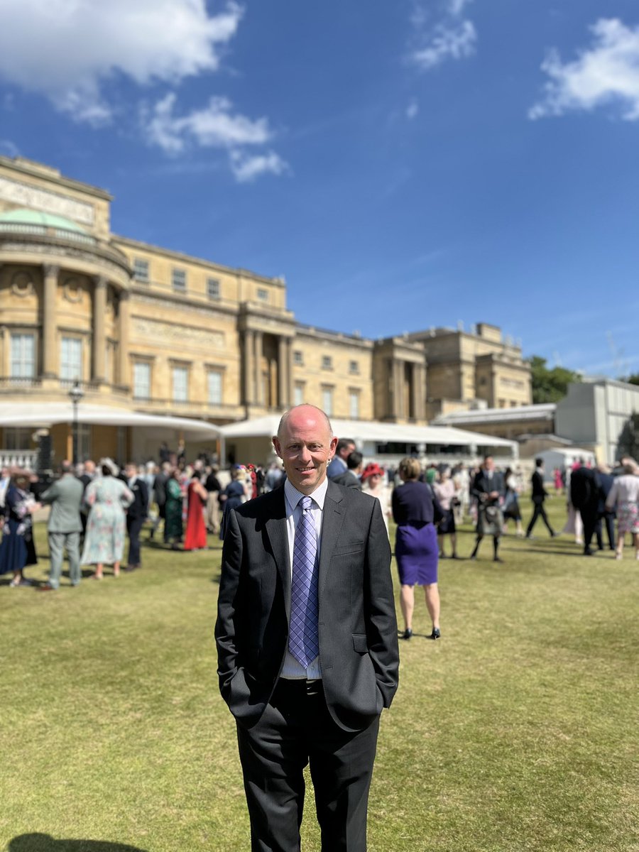 Stephen Deadman (@stephendeadman1) on Twitter photo Had a wonderful afternoon at Buckingham Palace for an education Royal Garden Party today. Perfect weather and proud to be there representing <a href="/HospitalSchoolL/">Children's Hospital School Leicester</a> Had a wonderful afternoon at Buckingham Palace for an education Royal Garden Party today. Perfect weather and proud to be there representing <a href="/HospitalSchoolL/">Children's Hospital School Leicester</a>