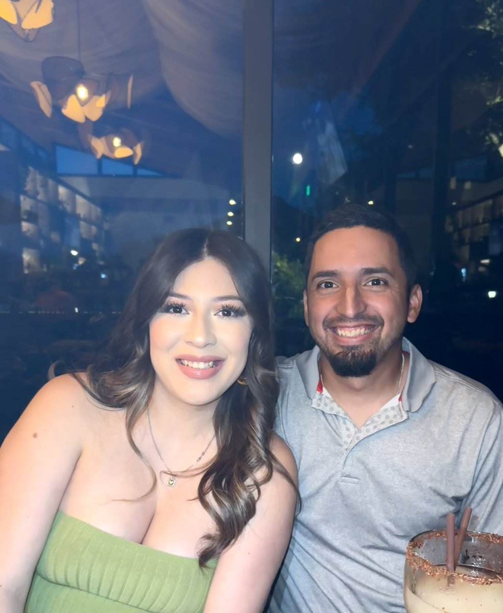 alelamamii_'s tweet image. Happy Birthday to the best man I know. My forever. Thank you for being the best man and daddy! Thank you for always working hard for us! I know it’s not easy. So we appreciate you greatly!! 🥰😍❤️🎂#thisis34
