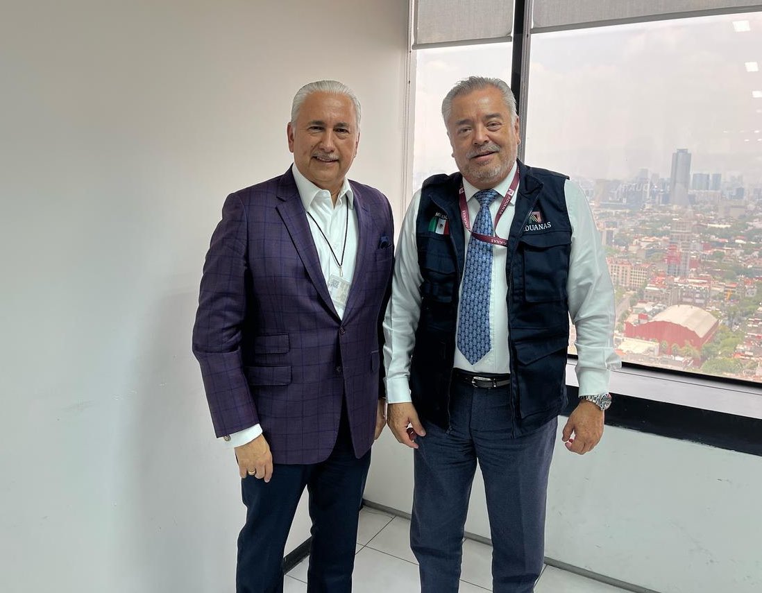 CAMEINTRAM (@cameintram) on Twitter photo Nuestro presidente de #CAMEINTRAM, el Ing. José Manuel Urreta Ortega, <a href="/ManuelUrreta/">José Manuel Urreta Ortega</a> sostuvo hoy una reunión productiva para atender temas del sector marítimo - portuario con el Almirante Fernando Alfonso Angli Rodríguez, Director Operativo de la <a href="/AduanasMx/">Aduanas de México</a>.
¡Enhorabuena! Nuestro presidente de #CAMEINTRAM, el Ing. José Manuel Urreta Ortega, <a href="/ManuelUrreta/">José Manuel Urreta Ortega</a> sostuvo hoy una reunión productiva para atender temas del sector marítimo - portuario con el Almirante Fernando Alfonso Angli Rodríguez, Director Operativo de la <a href="/AduanasMx/">Aduanas de México</a>.
¡Enhorabuena!