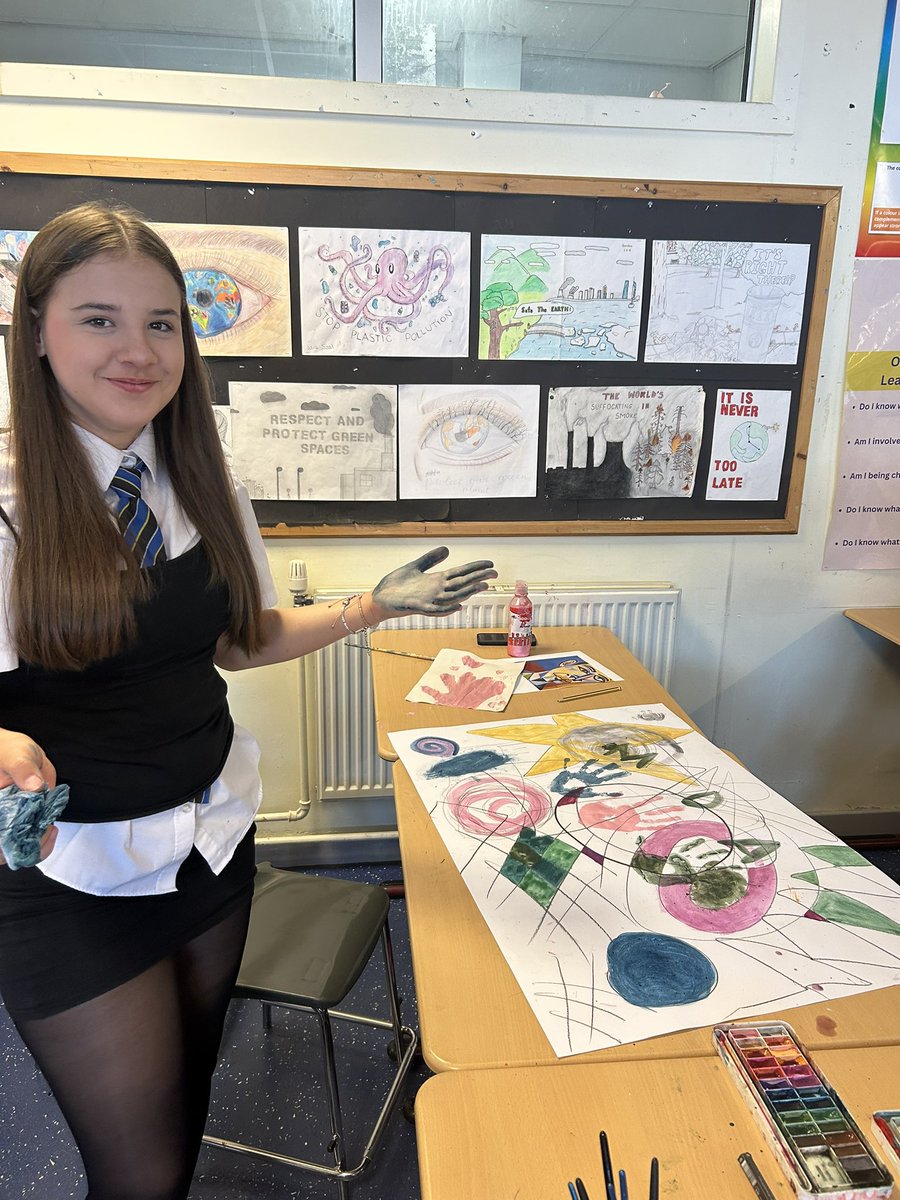 St Mungo's Art & Design (@stmungoart) on Twitter photo Collaborative abstract artworks inspired by Kandinsky and music. Teamwork and creativity with BGE <a href="/StMungosAcademy/">St Mungo's Academy</a> Collaborative abstract artworks inspired by Kandinsky and music. Teamwork and creativity with BGE <a href="/StMungosAcademy/">St Mungo's Academy</a>
