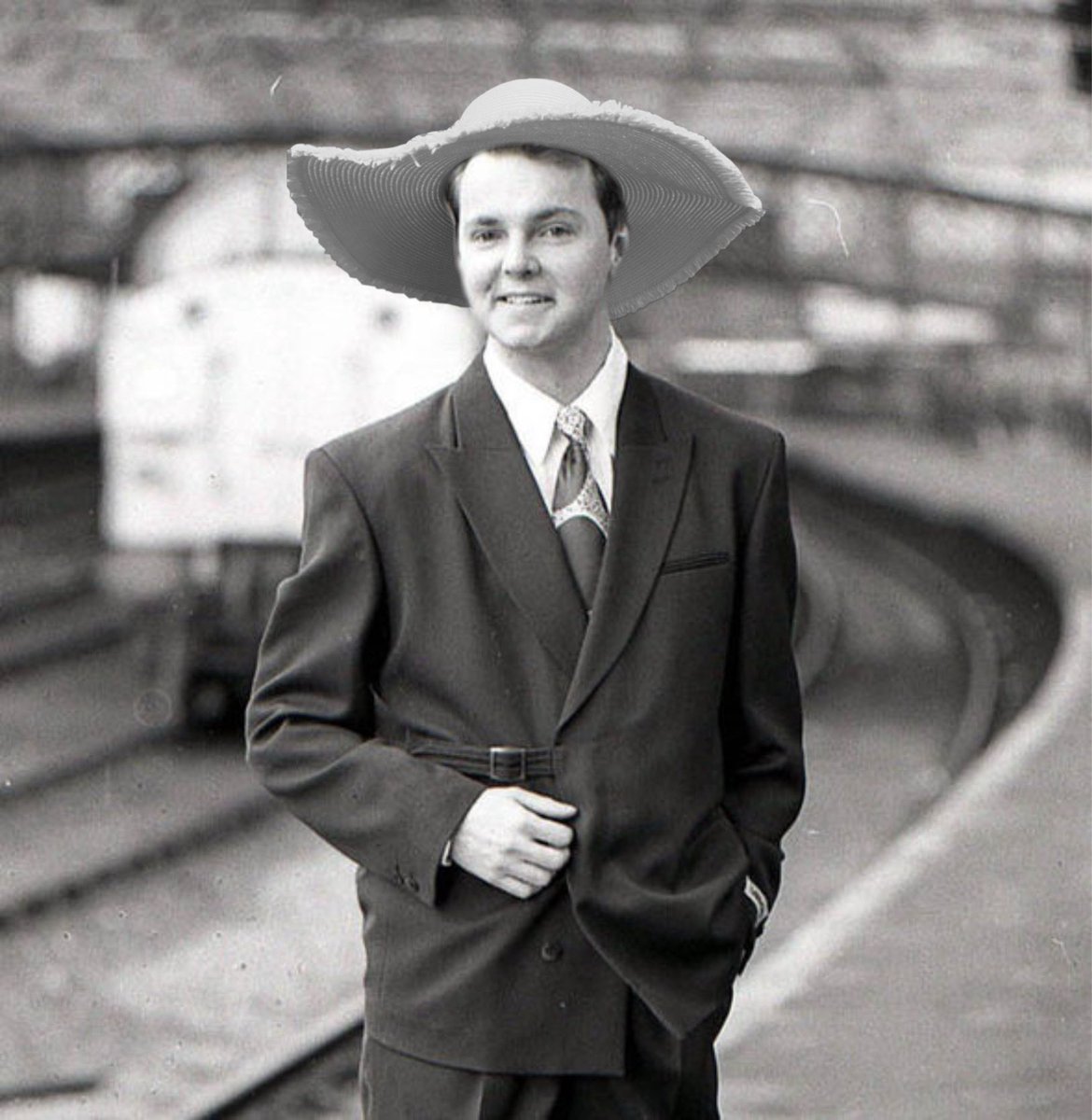 "I complimented a trans woman on her sunhat"