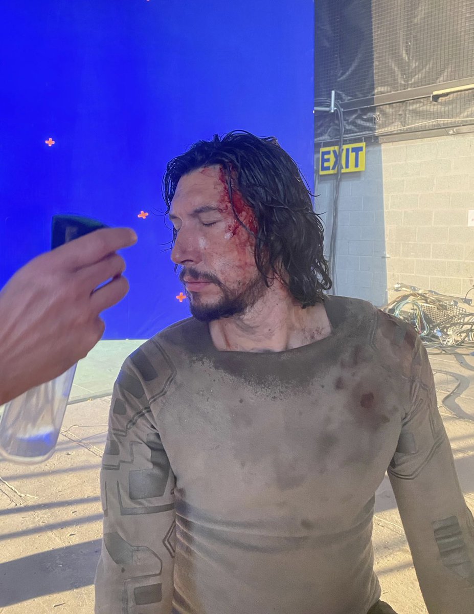 adamdriverss's tweet image. oh he’s so gorgeous its actually insane