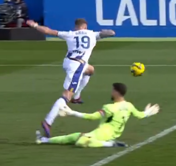 <a href="/kikomartin/">Javier Martín</a> ORO en carrera de vallas. Sigan.