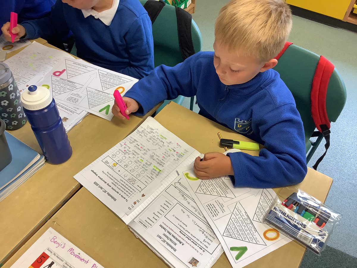 Deanburn PS P3 (@deanburnps_p3) on Twitter photo Today we were learning how to self assess our own writing against the Success Criteria using VCOP from <a href="/rosBIGWRITING/">Ros Wilson</a> ✏️ We identified the four features of good writing in our own work and then used these to pick out our strengths and next steps! #writing #literacy #assessment Today we were learning how to self assess our own writing against the Success Criteria using VCOP from <a href="/rosBIGWRITING/">Ros Wilson</a> ✏️ We identified the four features of good writing in our own work and then used these to pick out our strengths and next steps! #writing #literacy #assessment
