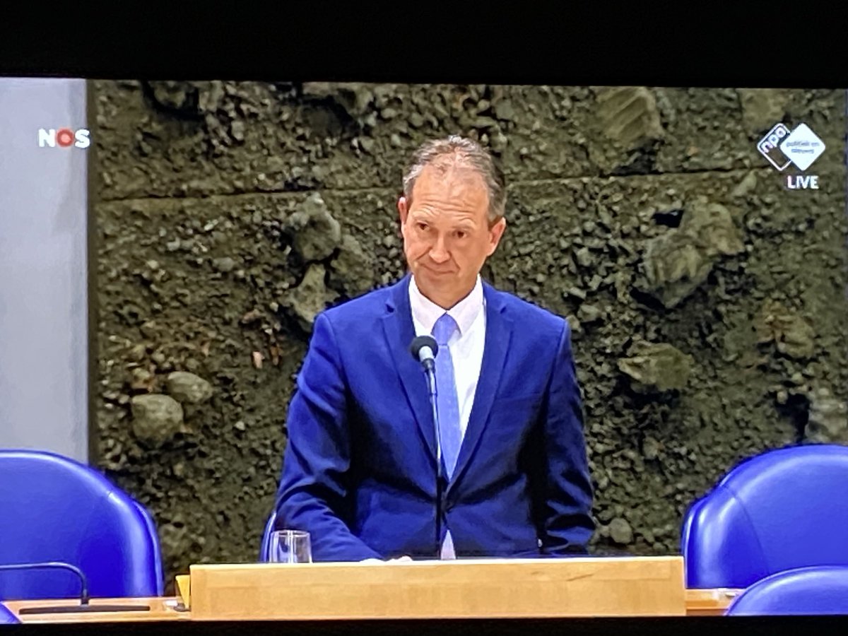 Ton F. van Dijk (@tonfvandijk) on Twitter photo Deze NSC-minister (die echt een gewone CDA-er is gebleven) schreef zelf in partijprogram <a href="/NwSocContract/">Nieuw Sociaal Contract</a> dat het nieuwe pensioen oneerlijk is. Als minister verkondigt hij nu tegenovergestelde. Welke burger begrijpt dit? #pensioen Deze NSC-minister (die echt een gewone CDA-er is gebleven) schreef zelf in partijprogram <a href="/NwSocContract/">Nieuw Sociaal Contract</a> dat het nieuwe pensioen oneerlijk is. Als minister verkondigt hij nu tegenovergestelde. Welke burger begrijpt dit? #pensioen