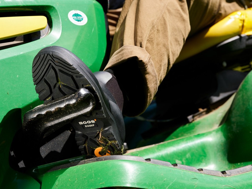 Sauvie Chelsea II: Turning fields into comfort zones since day one.

#BOGS #Boots #Footwear