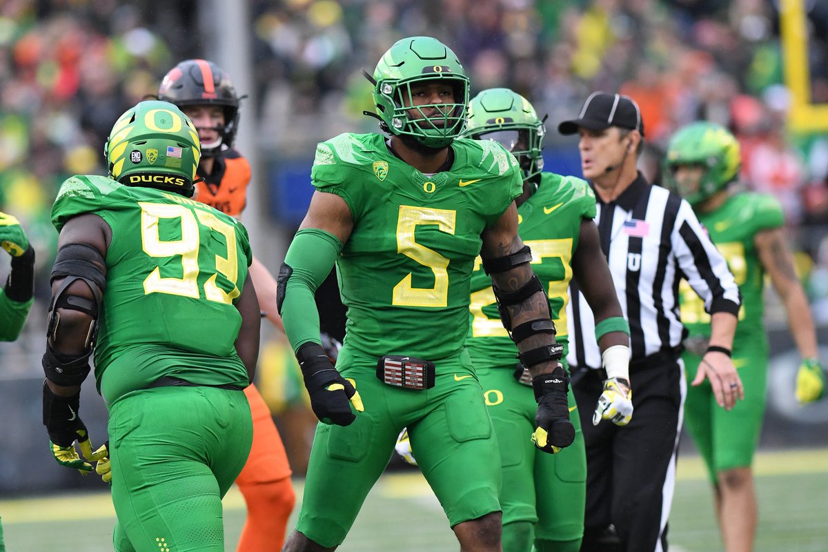 Jackson Vaughn (@jwvaughn13) on Twitter photo I’m blessed and honored to receive an offer from the University of Oregon. #AGTG #GoDucks #BamBam
<a href="/oregonfootball/">Oregon Football</a> <a href="/CoachDanLanning/">Dan Lanning</a> <a href="/CoachLup/">Tosh Lupoi</a> <a href="/KamranAraghi1/">Kamran Araghi</a> <a href="/CoachBarraza/">Bryan Barraza</a> <a href="/bccoachvito/">Vito Campanile</a> <a href="/Mr_Carter57/">Coach Carter</a> <a href="/BergenCathFBall/">Bergen Catholic Football</a> <a href="/RivalsFriedman/">Adam Friedman</a> <a href="/DemetricDWarren/">Demetric D. Warren</a> <a href="/BrianDohn247/">BrianDohn247</a> <a href="/TheUCReport/">Billy Tucker</a> I’m blessed and honored to receive an offer from the University of Oregon. #AGTG #GoDucks #BamBam
<a href="/oregonfootball/">Oregon Football</a> <a href="/CoachDanLanning/">Dan Lanning</a> <a href="/CoachLup/">Tosh Lupoi</a> <a href="/KamranAraghi1/">Kamran Araghi</a> <a href="/CoachBarraza/">Bryan Barraza</a> <a href="/bccoachvito/">Vito Campanile</a> <a href="/Mr_Carter57/">Coach Carter</a> <a href="/BergenCathFBall/">Bergen Catholic Football</a> <a href="/RivalsFriedman/">Adam Friedman</a> <a href="/DemetricDWarren/">Demetric D. Warren</a> <a href="/BrianDohn247/">BrianDohn247</a> <a href="/TheUCReport/">Billy Tucker</a>