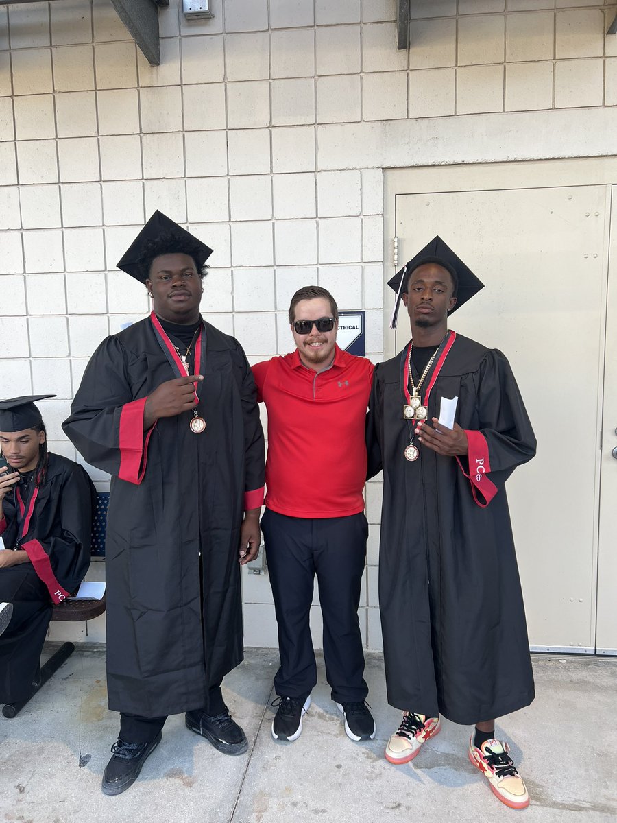 Shane Cowen tweet media