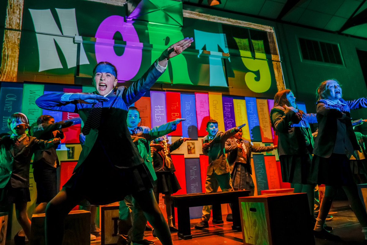 So beyond proud of this AMAZING cast and crew! Thank you to everyone who came to support Matilda Jr.!🎵📚✨ <a href="/FSDVikings/">Farmingdale School</a> <a href="/MissBFSD/">Ms. Bedore</a> <a href="/MsDyevoich/">Ms. Dyevoich</a>