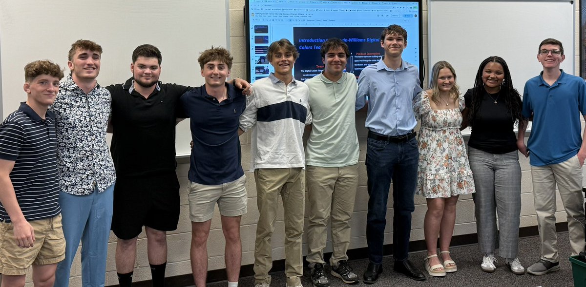 Senior Symposium 2025! Grateful that I got to hear from this great group of Greenmen about their awesome internship experiences! #UnitedGreenmen <a href="/Greenmensteward/">Michael Roberto</a> <a href="/DrPMilcetich/">Paul Milcetich</a> <a href="/AHS_SeanBaker/">AHS_SeanBaker</a> <a href="/torresv4msu/">Victor Torres</a> <a href="/AuroraWrestling/">Greenmen Wrestling</a> <a href="/GreenmenFB/">Greenmen Football</a> <a href="/GreenmenNation/">AHS Student Section</a> <a href="/Aurora_Bands/">Aurora Bands</a> <a href="/GreenmenCheer/">AHS Greenmen Cheer</a>