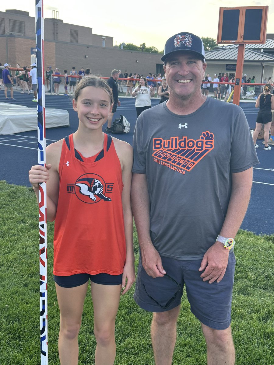 Mahomet Seymour Pole Vault tweet media