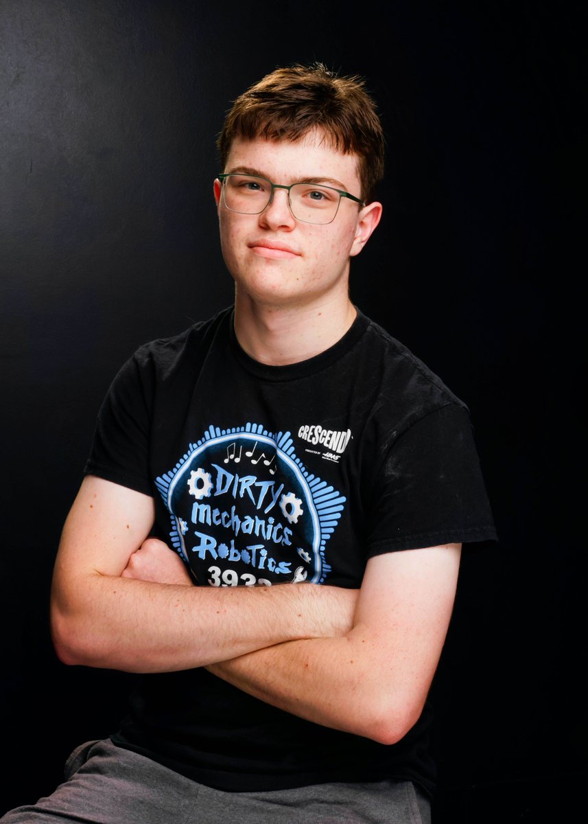 Senior Spotlight: Andrew W. 
Andrew will be attending UCF. Andrew was 2025 Team Captain &amp; 2024 Deans List SemiFinalist. A strong leader, he's vital to our robot design &amp; CAD, robot build &amp; pit crew. In addition to FRC, he's participated in FTC throughout HS. #firstinspires