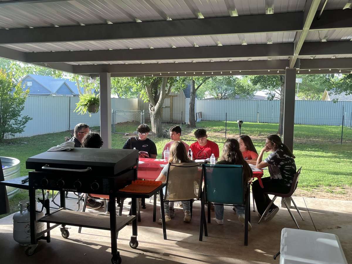 The Olney Athletic Leadership Council had their last meeting of the year.  Lots of great fun and some steaks made the night all the better!
<a href="/OISD_Sports/">Olney Cubs & Lady Cubs Athletics</a> #FACT