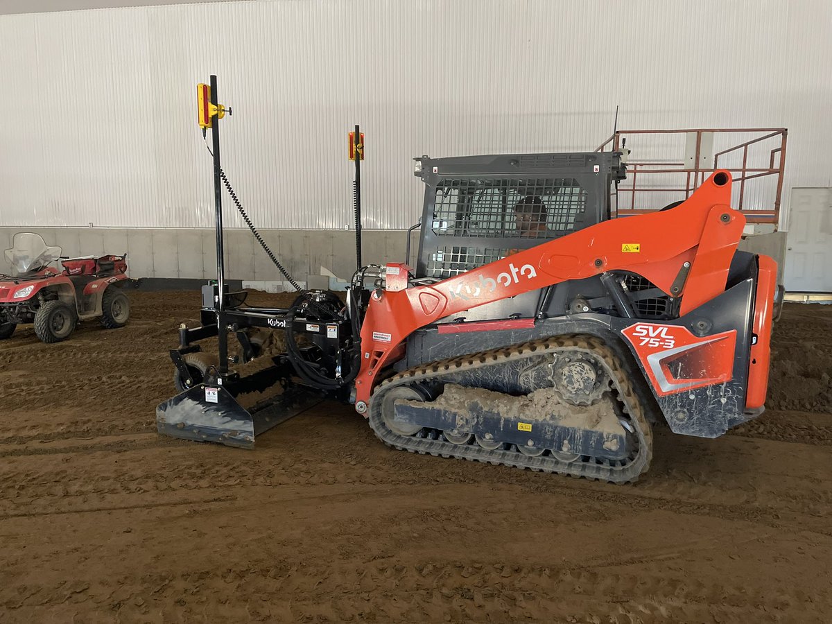 New Kubota #SVL75-3 with Landpride AP-BB3096 &amp; Trimble Earthworks GO! Flawless leveling for concrete prep. Perfect pours, every time! 🦺📏  @SouthpointEquip #Landpride #TrimbleEarthworks #Kubota #precisioncon <a href="/southpointequip/">Southpointeq</a> <a href="/KubotaCanadaLtd/">Kubota Canada</a>