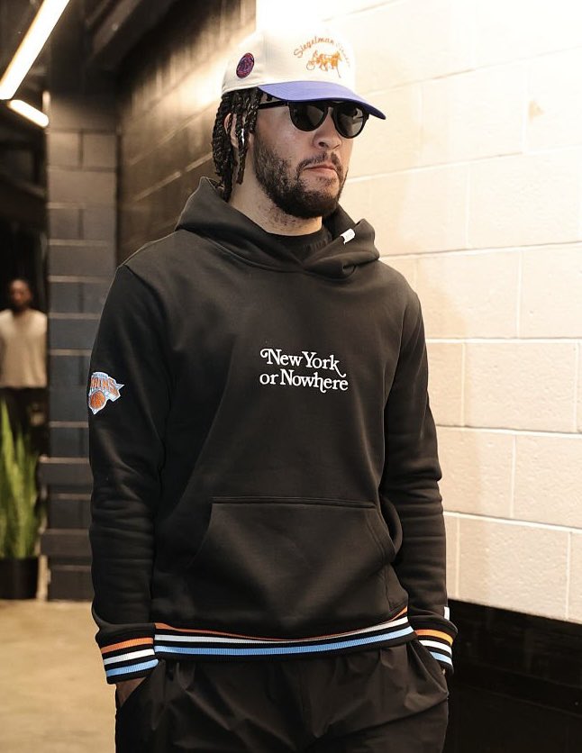 Jalen Brunson arrives to Game 5