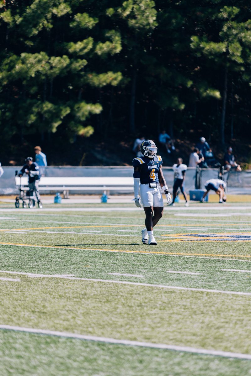 #AGTG After a great conversation with <a href="/kmszn9/">Coach McGhee</a> I am blessed to recieve my 2nd offer from Reinhardt University! THANK YOU GOD