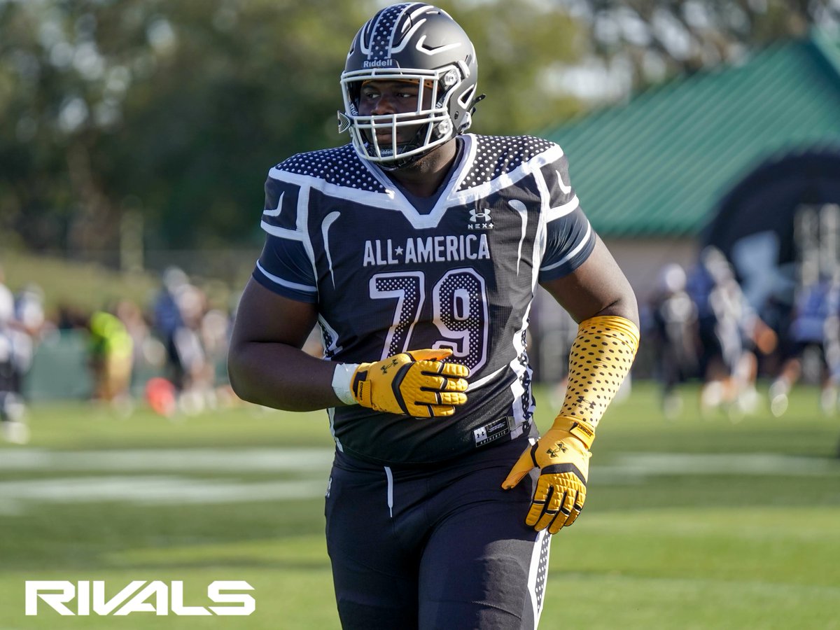 🔶 5⭐️ OT Immanuel Iheanacho Sets Auburn Official for June 6–8

The No. 2 OT in the nation has Oregon listed as his current leader, but that could shift quickly when his official visits kick off in June, and Auburn is firmly in the mix

📍 Georgetown Prep (MD)
📏 6'6.5" • 345