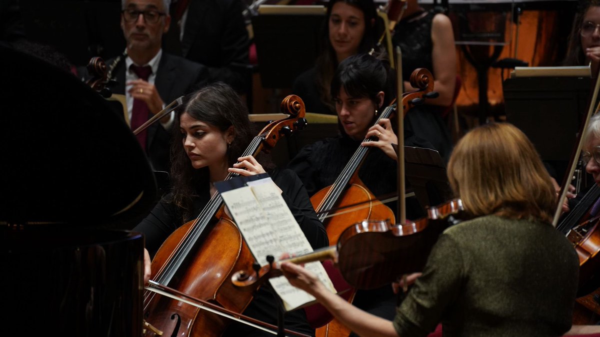 🎼Quin orgull acompanyar l’<a href="/OrqSimfIB/">Orquestra Simfònica Illes Balears</a> en el seu concert a la prestigiosa Sala Verdi de Milà, portant el talent de les Illes Balears a un dels escenaris més reconeguts de la música clàssica.

Una vetlada inoblidable sota la direcció de Pablo Mielgo, amb la interpretació de peces