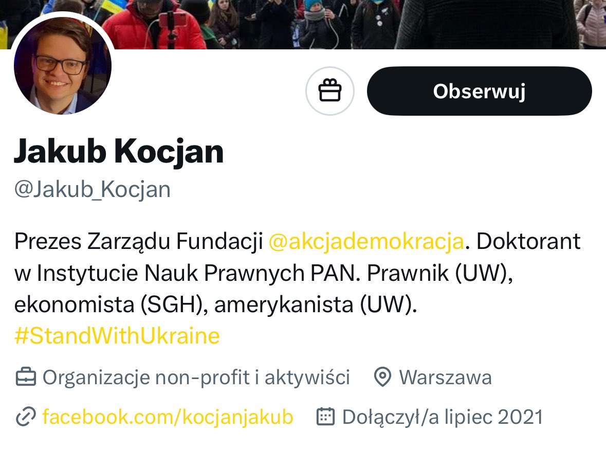Jan Molski 🇵🇱 (@janmolskiiii) on Twitter photo Facet, który jest szefem „Akcja Demokracja” (odpowiedzialną za hejterskie nagrania wymierzone w prawice „profrekwencyjne”) jest ekspertem NASK do walki z dezinformacją.
Teraz chyba już każdy wie, jak umknęła im warta pół miliona nielegalna kampania na rzecz Trzaskowskiego. 😐 Facet, który jest szefem „Akcja Demokracja” (odpowiedzialną za hejterskie nagrania wymierzone w prawice „profrekwencyjne”) jest ekspertem NASK do walki z dezinformacją.
Teraz chyba już każdy wie, jak umknęła im warta pół miliona nielegalna kampania na rzecz Trzaskowskiego. 😐