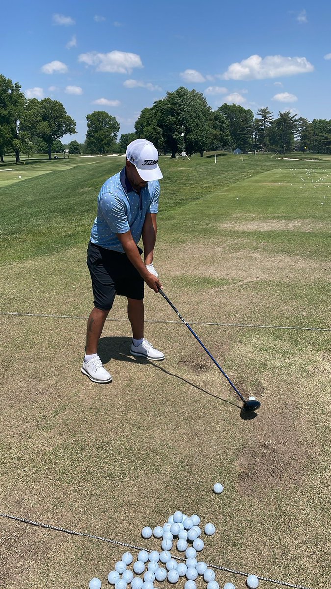 Vuelta al ruedo! <a href="/KornFerryTour/">Korn Ferry Tour</a> esta semana. Ronda de práctica y todo listo para mañana 💪. <a href="/Titleist/">Titleist</a> #Shortpar4 #1764