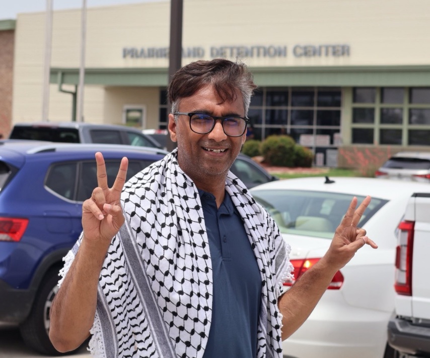 Jairo_I_Funez's tweet photo. Dr. Badar Khan Suri was freed from ICE detention. 

FREE THEM ALL https://t.co/0mhzk01s9L