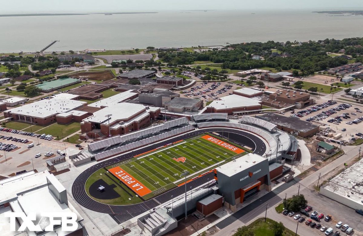 Texas Football Life tweet media