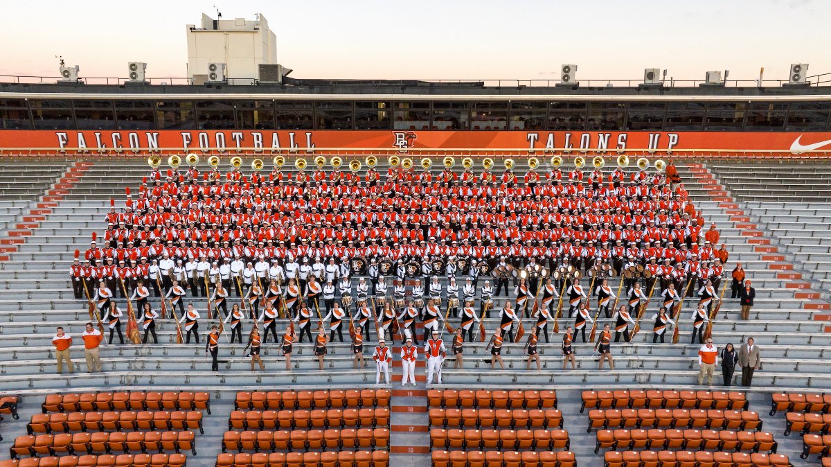 Rodney K. Rogers (@pres_rogers) on Twitter photo We are so grateful to Paul J. Hooker ’75 for a transformational $3 million gift to enhance @BGSU's top ranked student experience, including support of <a href="/BGSUFMB10/">BGSU Falcon Marching Band</a>, Club Sports and <a href="/BGSU_Baseball/">BGSU Baseball</a>, all with rich and celebrated histories at Bowling Green. bit.ly/4lZFUnL We are so grateful to Paul J. Hooker ’75 for a transformational $3 million gift to enhance @BGSU's top ranked student experience, including support of <a href="/BGSUFMB10/">BGSU Falcon Marching Band</a>, Club Sports and <a href="/BGSU_Baseball/">BGSU Baseball</a>, all with rich and celebrated histories at Bowling Green. bit.ly/4lZFUnL