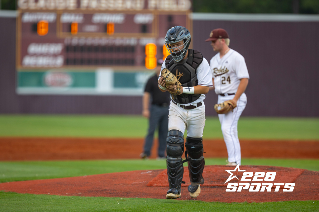 228Sports's tweet image. Opening the series strong, #GeorgeCounty took Game 1 over #PearlRiverCentral 4-2. With another tight 7-6 win in Game 2, they now head to Game 3 this Thursday at 7 PM. 📸 Sonja Shamblin / #228Sports