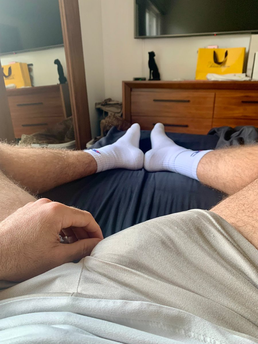 Que calooooor 🥵…vámonos a quitarnos TODO aquí……👇🏻🥵👇🏻 

onlyfans.com/davidprivate