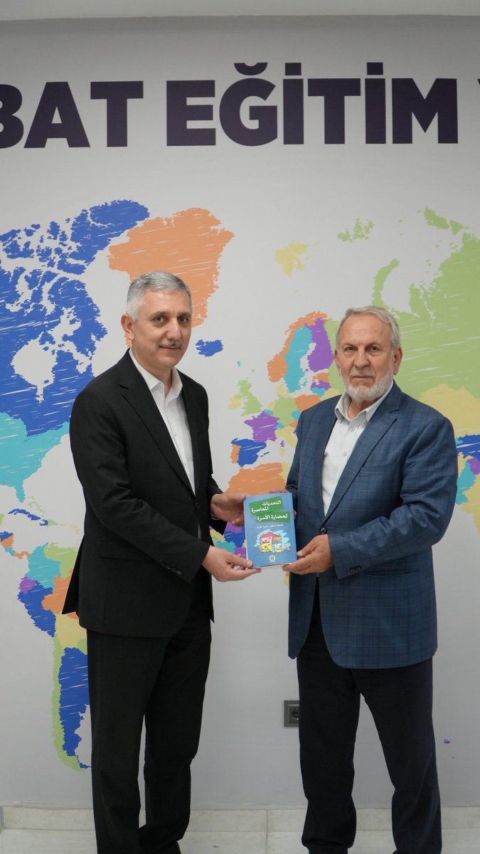 Vakfımız Konya İl Temsilcisi Abdullah Şafak Bey Ribat Eğitim Vakfı Yönetim Kurulu Başkanı Mehmet Küçüktoka Beyefendiyi ziyaret etti. Nazik ev sahipliği için muhterem başkanımıza çok teşekkür ederiz. <a href="/mehirvakfi/">Mehir Vakfı</a> <a href="/abdullahsafak74/">Abdullah Şafak</a>