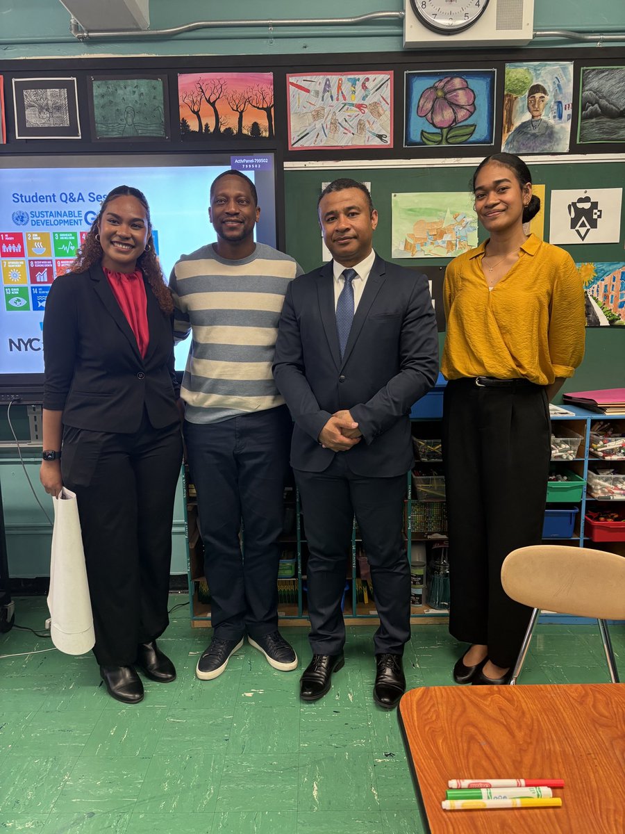 The Mission led by DPR <a href="/may_vueti/">VKosMay</a> participated in the New York City (NYC)  Junior Ambassadors Program in NYC Classrooms where it was assigned the Renaissance School of the Arts @GlobalNYC  to speak to students about #diplomacy and the role of 🇫🇯 at UN🇺🇳 program is also part of