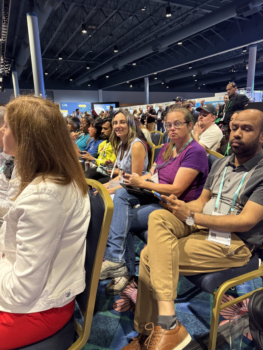 Kate Strachnyi ('DATAcated') (@datacated_) on Twitter photo Women who <a href="/qlik/">Qlik</a> <a href="/RavitJain/">Ravit Jain (The Ravit Show)</a> #QlikConnect Women who <a href="/qlik/">Qlik</a> <a href="/RavitJain/">Ravit Jain (The Ravit Show)</a> #QlikConnect