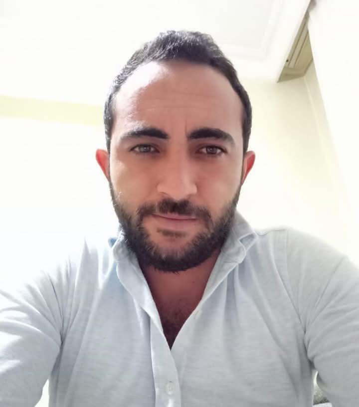 Ortaköy İlçemizin Harmandalı Köyünden Ahmet Kurt'un oğlu Burak Kurt, geçirdiği kalp krizi sonucu vefat etmiştir. Merhuma Allah’tan rahmet; ailesine, yakınlarına ve sevenlerine başsağlığı ve sabır dileriz.
Cenazesi Harmandalı Köyü’nde defnedilecektir.