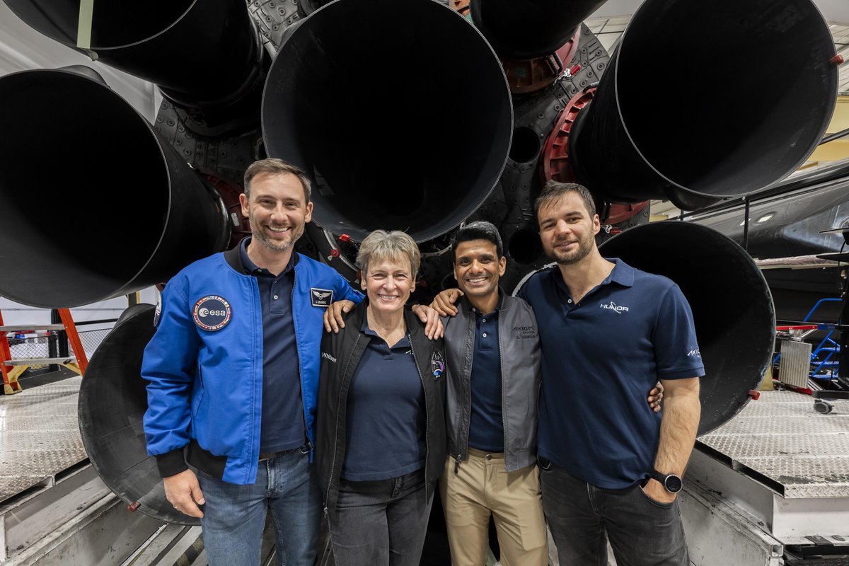 SpaceX (@spacex) on Twitter photo Now targeting no earlier than Sunday, June 8 for Falcon 9 to launch Ax-4, <a href="/Axiom_Space/">Axiom Space</a>'s fourth mission to the <a href="/Space_Station/">International Space Station</a>, from pad 39A in Florida Now targeting no earlier than Sunday, June 8 for Falcon 9 to launch Ax-4, <a href="/Axiom_Space/">Axiom Space</a>'s fourth mission to the <a href="/Space_Station/">International Space Station</a>, from pad 39A in Florida