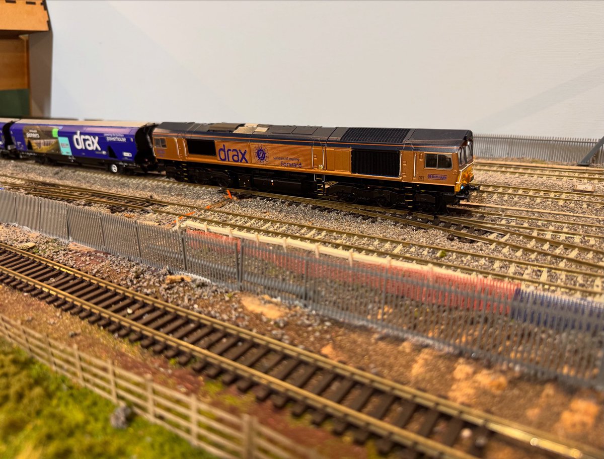 Newly repainted at lakeside parkway