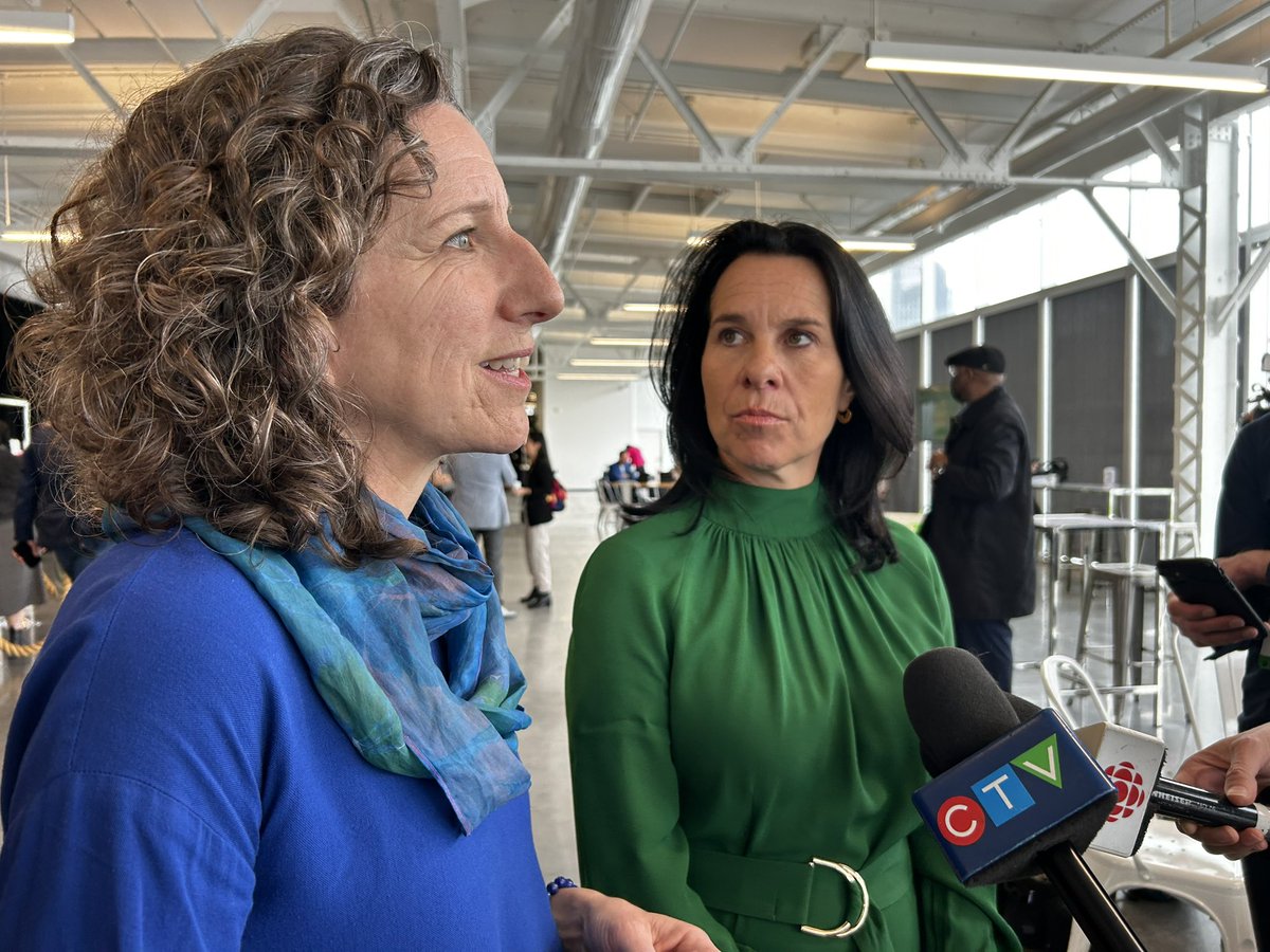 Marie-Josée Paquette-Comeau (@mj_comeau) on Twitter photo La mairesse de #Verdun quittera la politique municipale après 12 ans (8 ans conseillère et 4 ans mairie) à la fin de son mandat. <a href="/MaMauger/">Marie-Andrée Mauger</a> a été notamment responsable de la transition écologique et de l'environnement au comité exécutif <a href="/MTL_Ville/">Ville de Montréal</a> #polmtl #electionMTL La mairesse de #Verdun quittera la politique municipale après 12 ans (8 ans conseillère et 4 ans mairie) à la fin de son mandat. <a href="/MaMauger/">Marie-Andrée Mauger</a> a été notamment responsable de la transition écologique et de l'environnement au comité exécutif <a href="/MTL_Ville/">Ville de Montréal</a> #polmtl #electionMTL