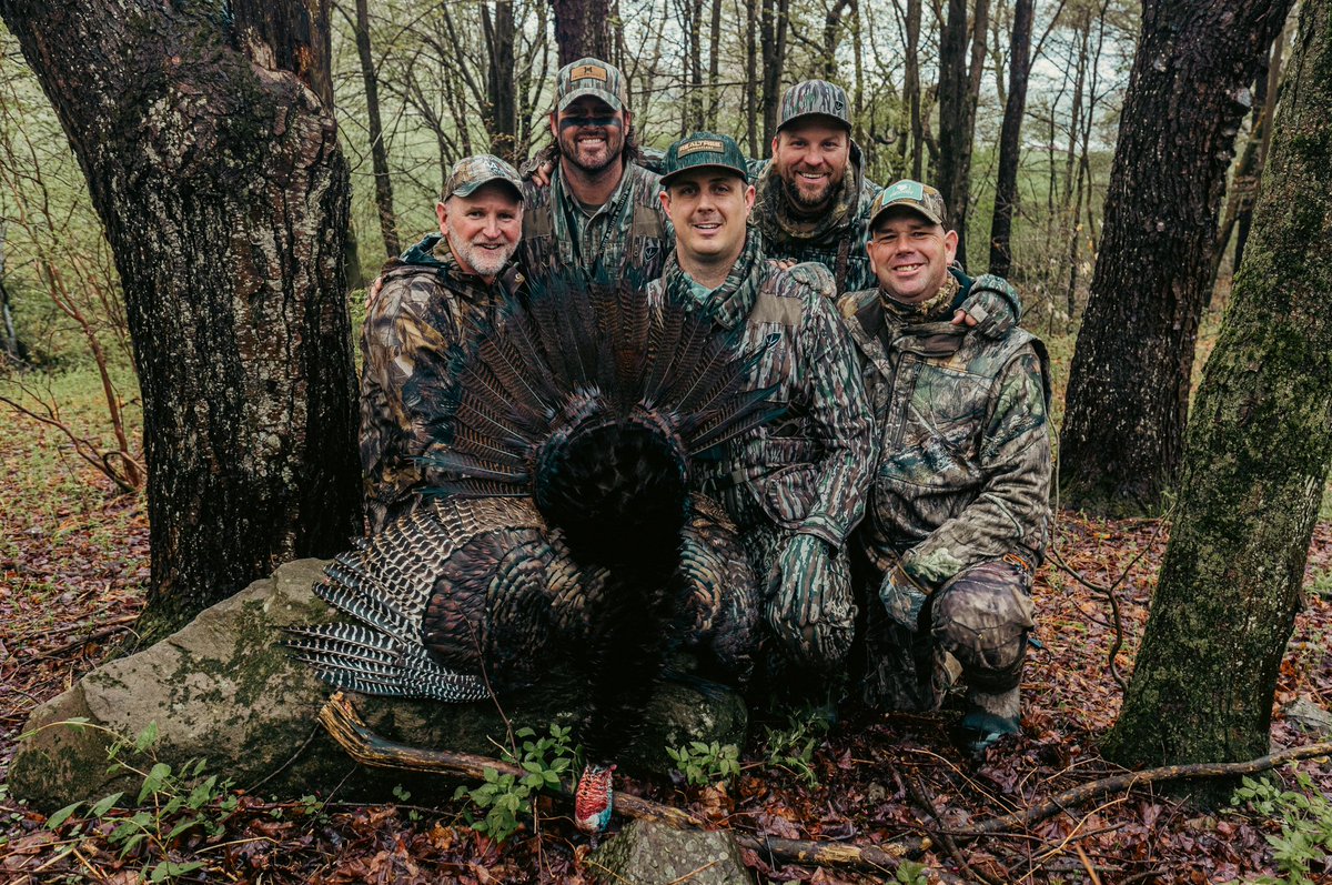 NateHosie's tweet image. Our boy @TylerJordan made the journey to the north Pennsy Woods! Burned powder on his first PA long beard! Appreciate you brother awesome sharing the woods proud to be a part the @Realtree family! #RealtreeLife