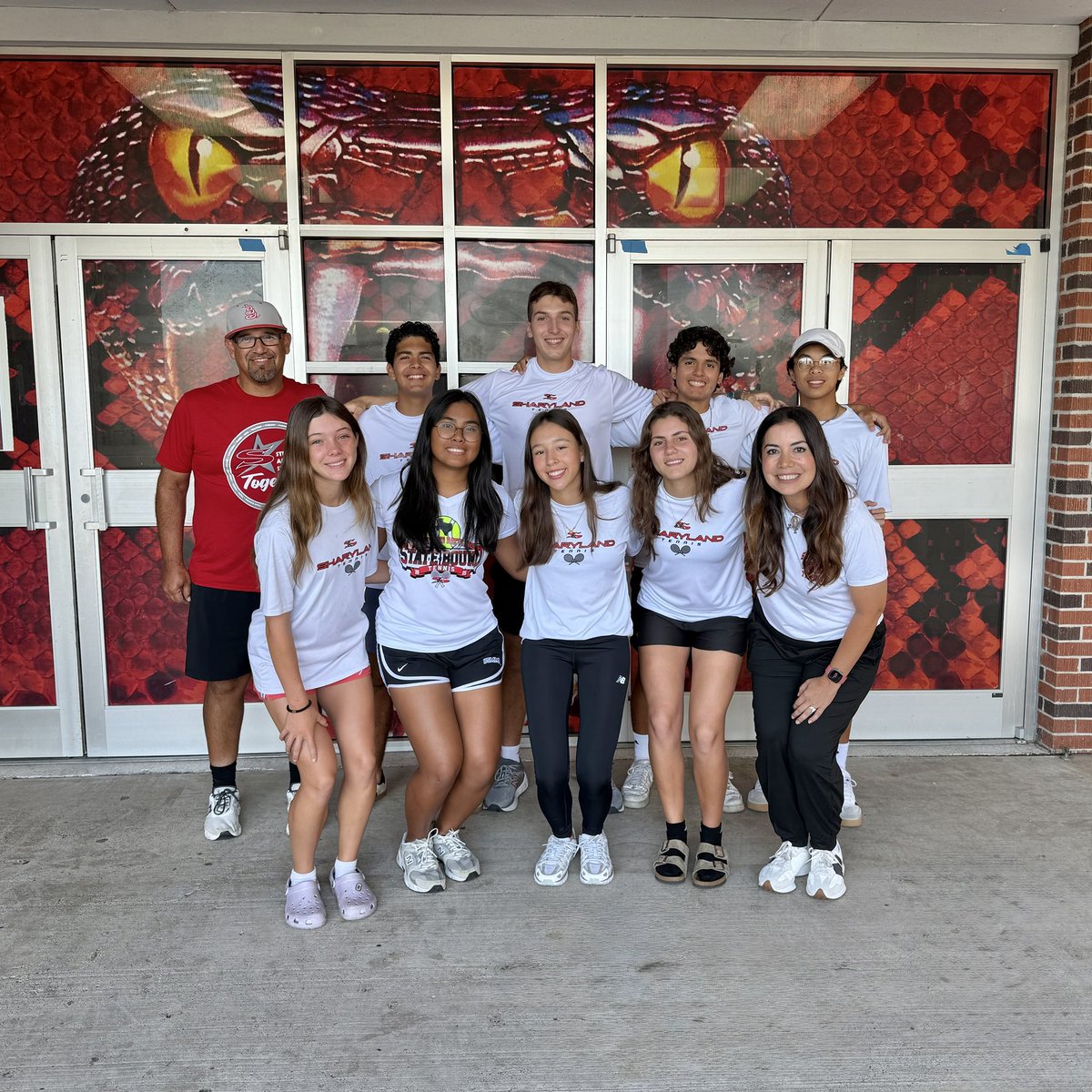 Shary_Tennis's tweet photo. We are proud to represent SHS and the Rio Grande Valley with eight qualifiersβthe most everβ heading to State at the same time! Thank you to our amazing school community, parents, and team for the overwhelming support and energy.
#SHSTennis #StateBound #MakingHistory https://t.co/cSRaav72fM