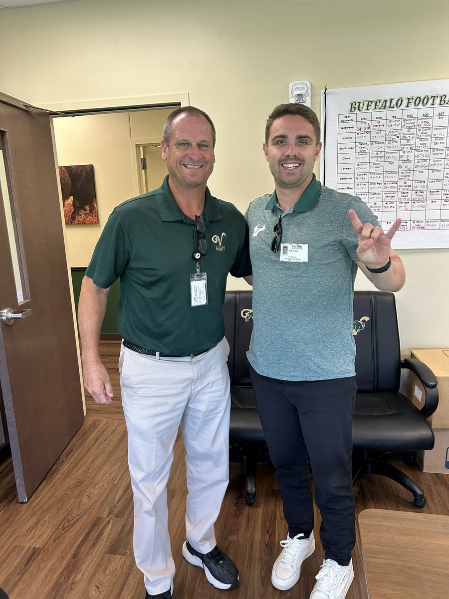 VHS Football (@vhsfootballfbt) on Twitter photo Always good to have our friends from the University of South Florida on our campus! Thanks to <a href="/CoachJTaylorUSF/">Jack Taylor</a> for taking time to visit with our program today! Always good to have our friends from the University of South Florida on our campus! Thanks to <a href="/CoachJTaylorUSF/">Jack Taylor</a> for taking time to visit with our program today!