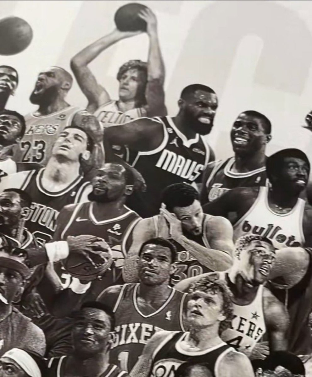 RTNBA's tweet image. No way they snuck Tim Hardaway Jr. into a ‘100 players who redefined basketball’ poster 😭💀
h/t @WebberMuse