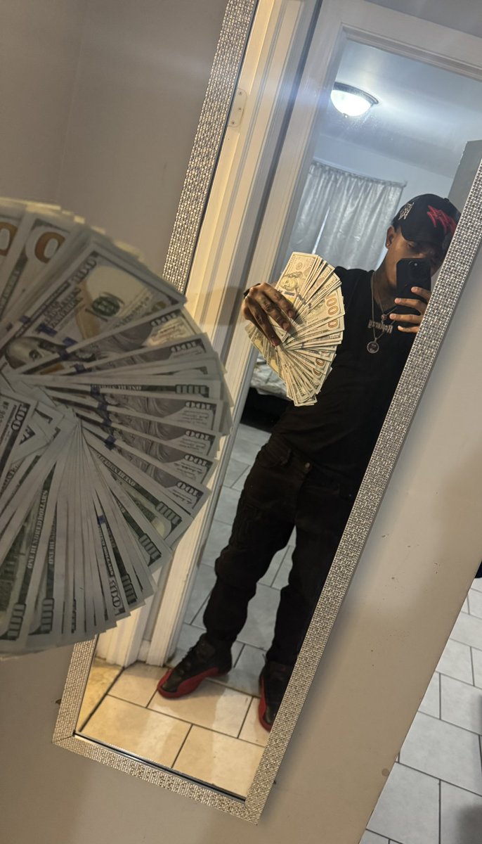 Syris Replurzy ⚡️ tweet media