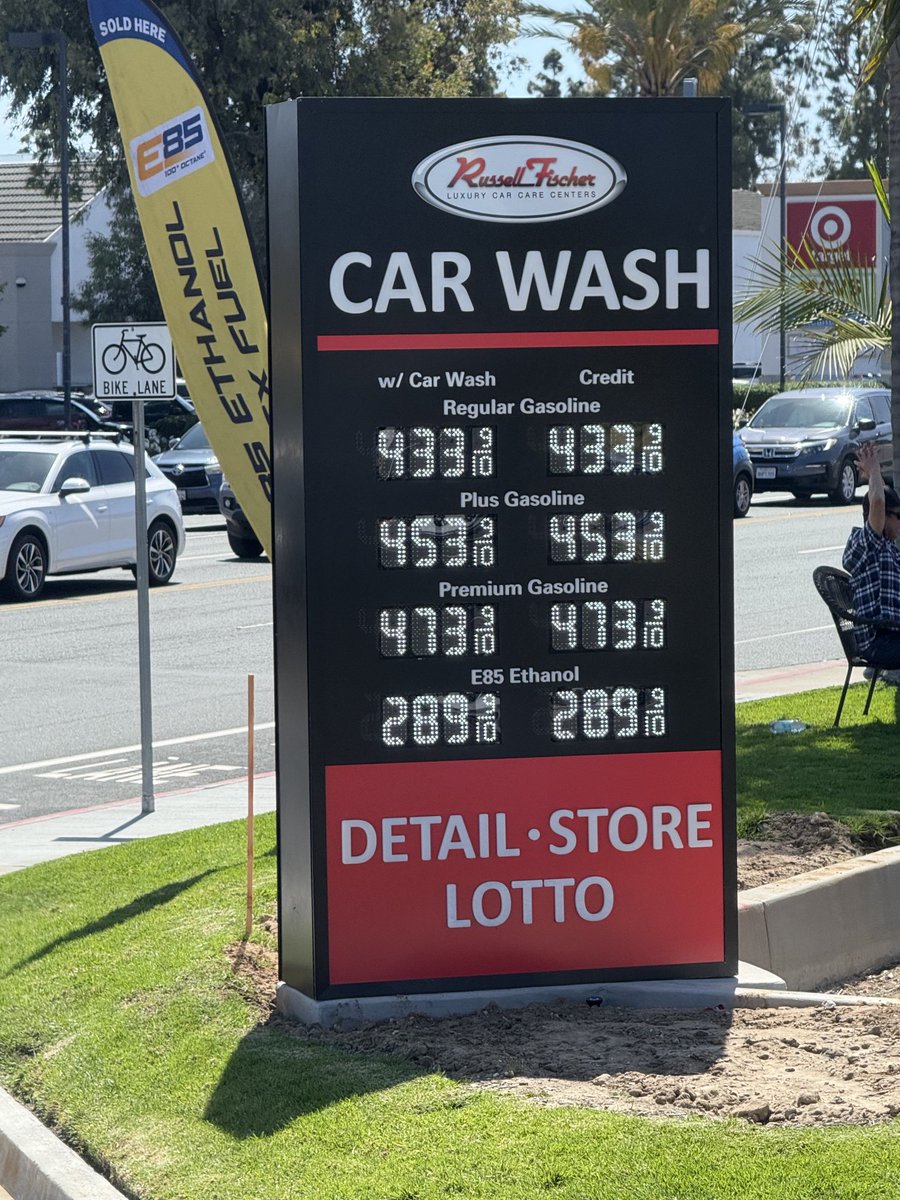 What am I missing? Does ⁦<a href="/Visa/">Visa</a>⁩ eat the cost of the car wash?🧽